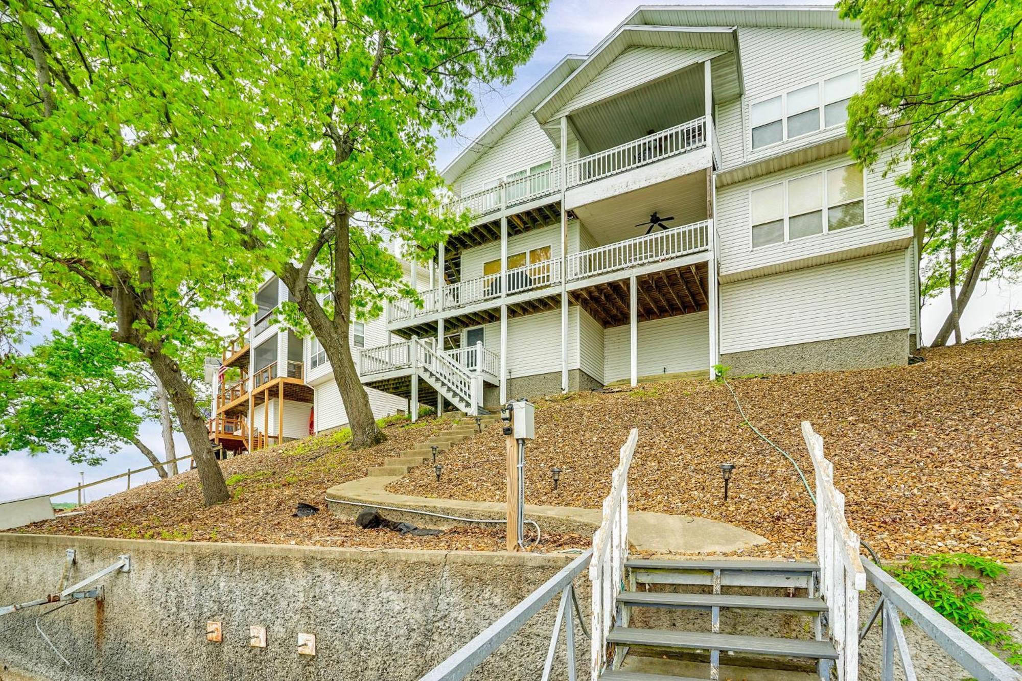 Townhouse With Shared Dock On Lake Of The Ozarks! ภายนอก รูปภาพ